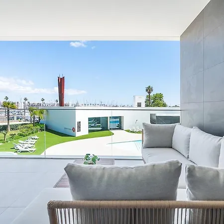 Apartmán Vibrant Marina Luxury In *